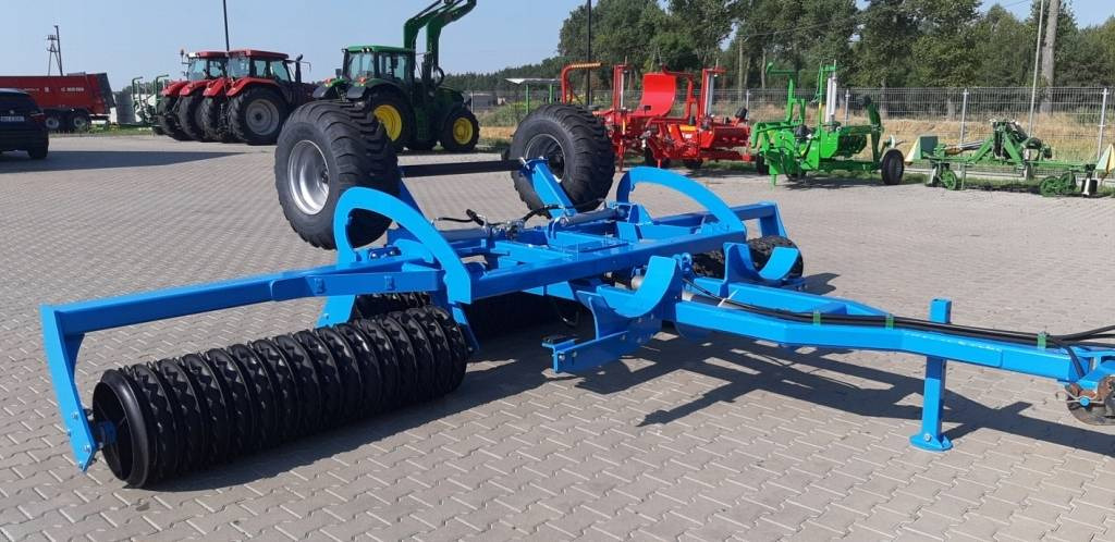 Inter-Tech Cambridge Roller 6.3m, BWP08 - Φρεζοσβαρνα: φωτογραφία 1 Inter-Tech Cambridge Roller 6.3m, BWP08 - Φρεζοσβαρνα: φωτογραφία 1