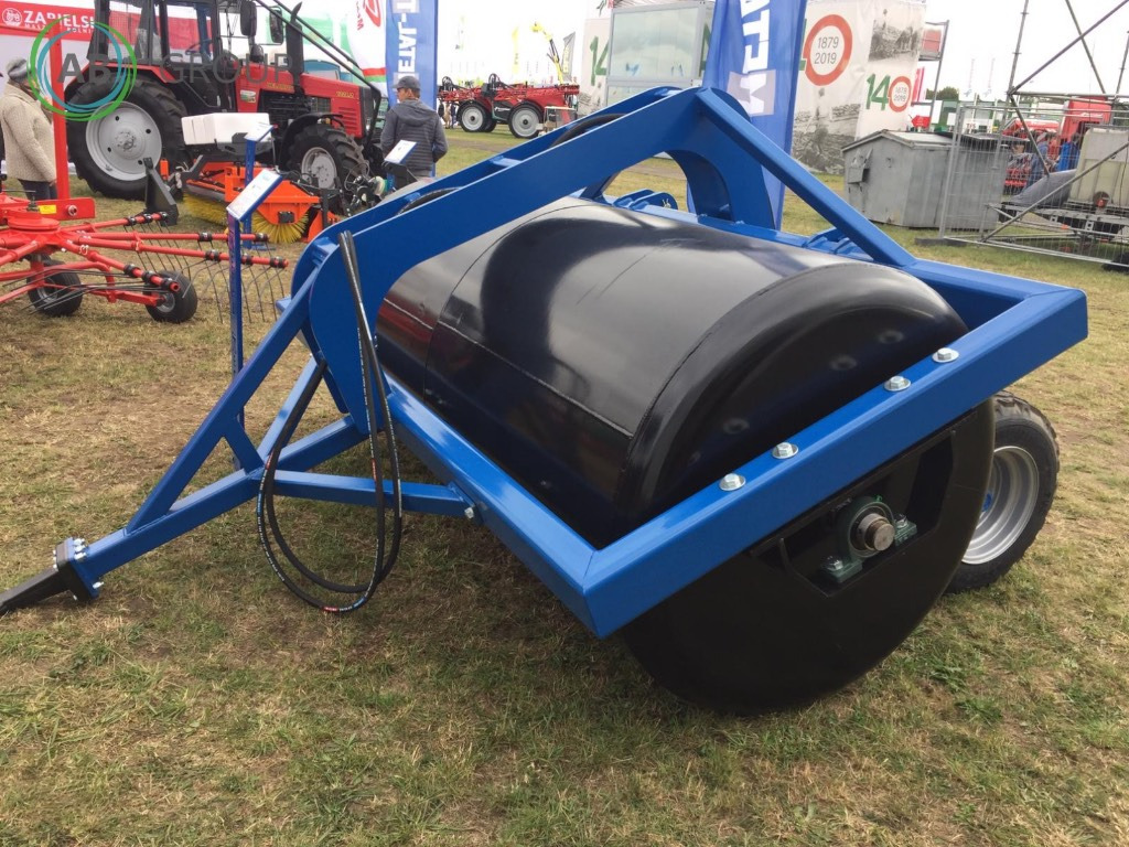 Metal-Technik Meadow Roller 2,66 m - Φρεζοσβαρνα: φωτογραφία 2 Metal-Technik Meadow Roller 2,66 m - Φρεζοσβαρνα: φωτογραφία 2