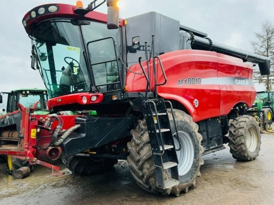 Case IH AFX8010 - Θεριζοαλωνιστική μηχανή: φωτογραφία 1 Case IH AFX8010 - Θεριζοαλωνιστική μηχανή: φωτογραφία 1