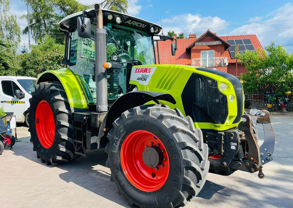 Claas Arion 620 - Τρακτέρ: φωτογραφία 2 Claas Arion 620 - Τρακτέρ: φωτογραφία 2