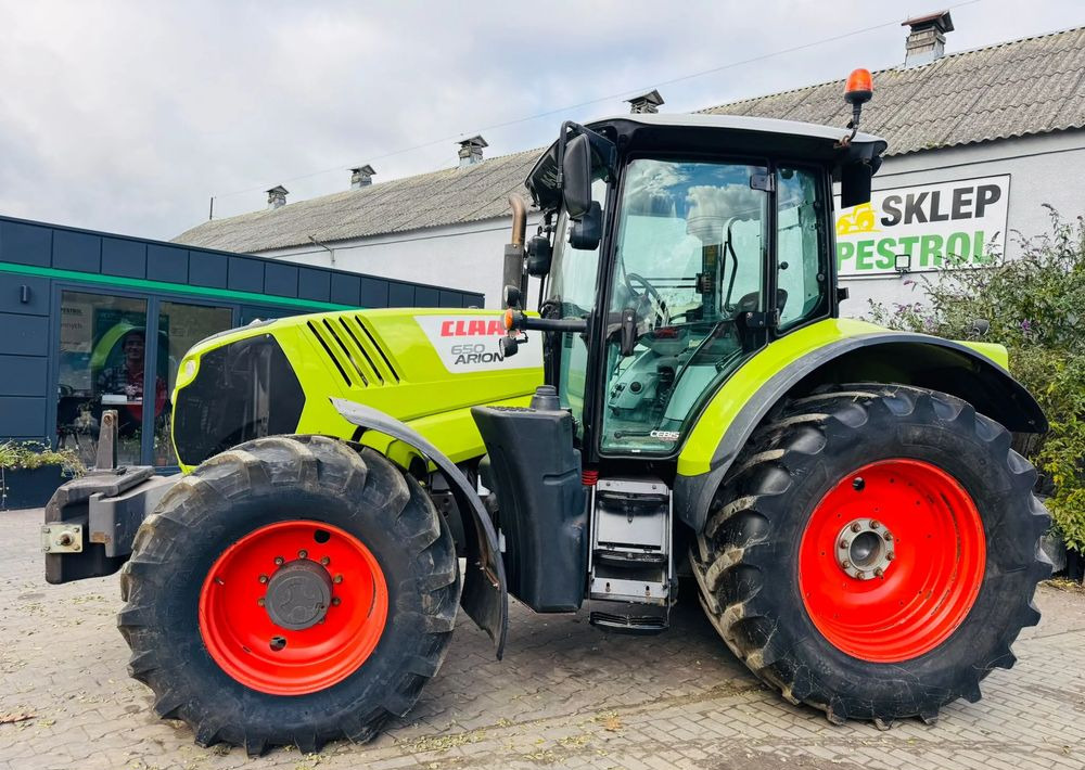 Claas Arion 650 - Τρακτέρ: φωτογραφία 1 Claas Arion 650 - Τρακτέρ: φωτογραφία 1