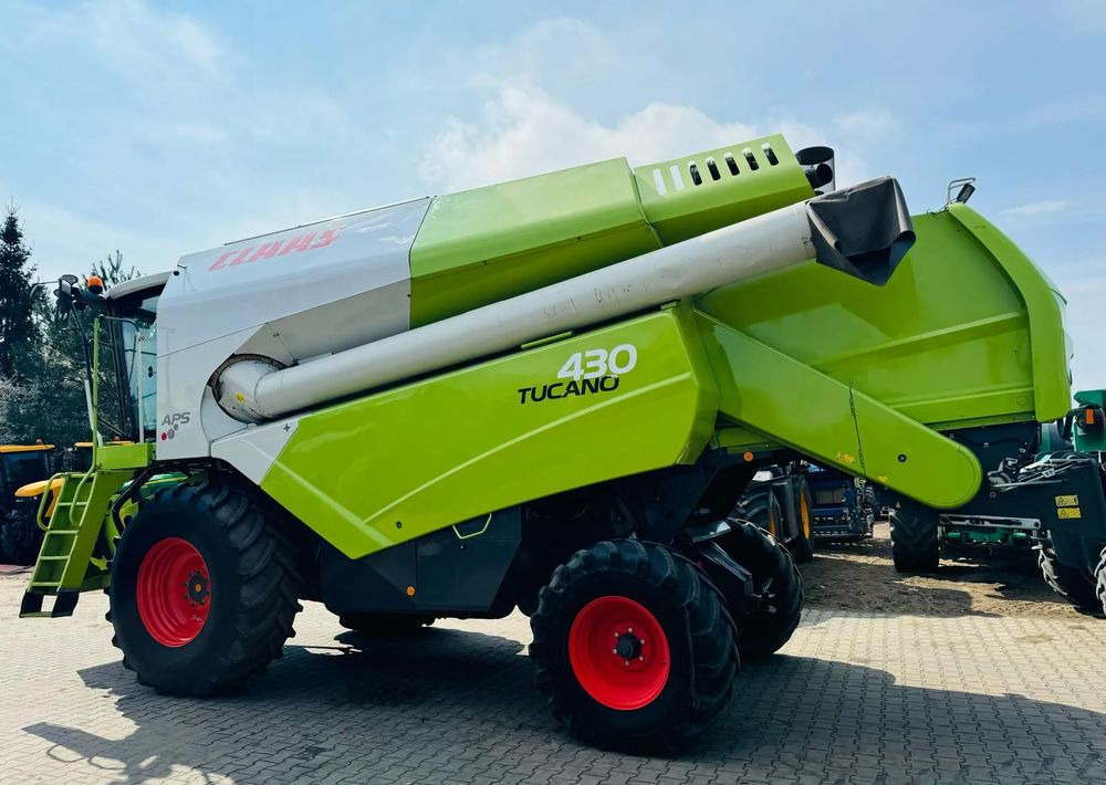 Claas Tucano 430 APS - Θεριζοαλωνιστική μηχανή: φωτογραφία 3 Claas Tucano 430 APS - Θεριζοαλωνιστική μηχανή: φωτογραφία 3