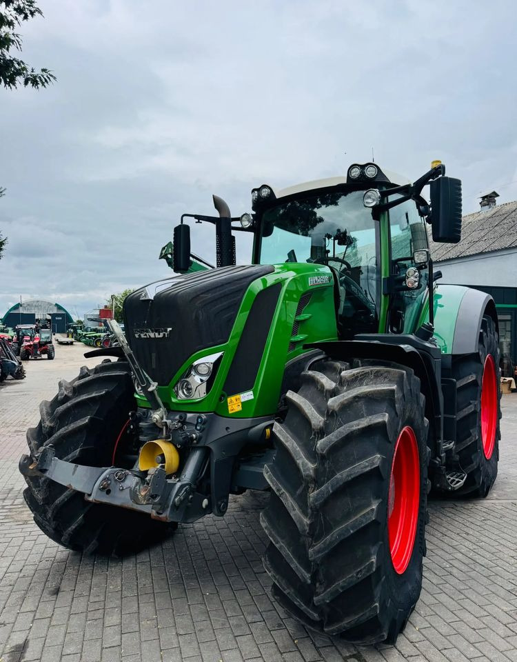 Τρακτέρ Fendt 828 Vario Profi Plus: φωτογραφία 1