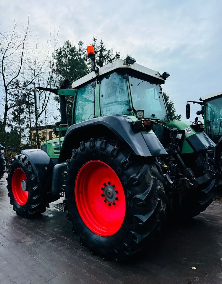 Fendt Favorit 818 - Τρακτέρ: φωτογραφία 3 Fendt Favorit 818 - Τρακτέρ: φωτογραφία 3