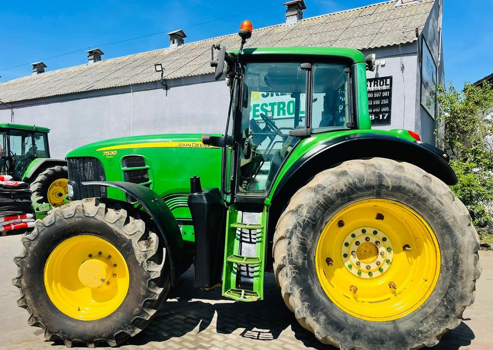 John Deere 7530 PREMIUM - Τρακτέρ: φωτογραφία 4 John Deere 7530 PREMIUM - Τρακτέρ: φωτογραφία 4