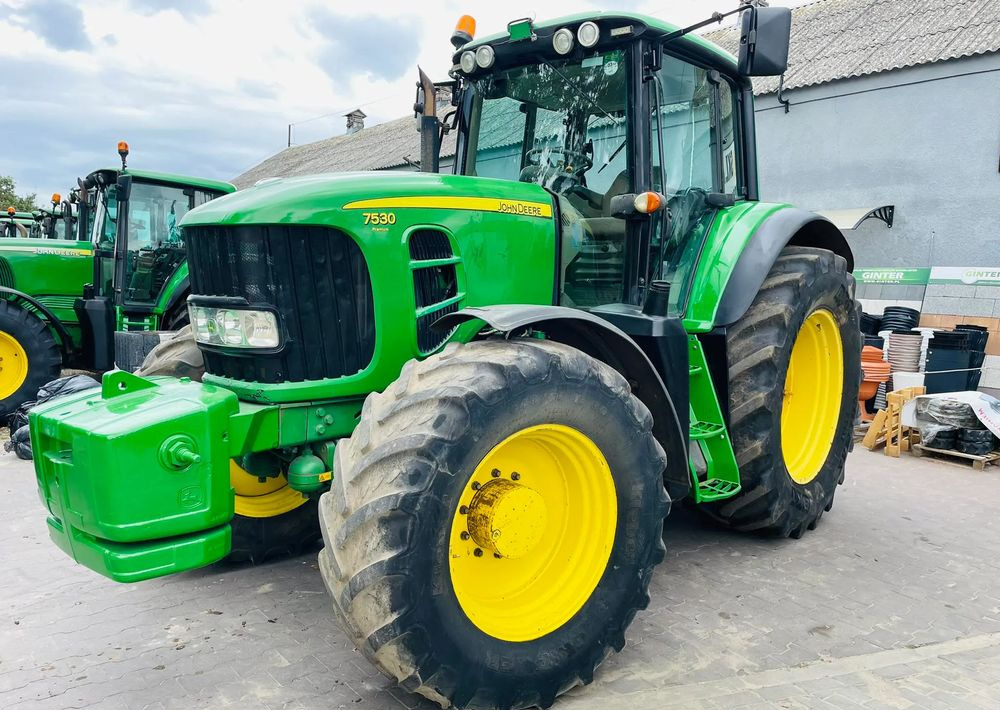 John Deere 7530 PREMIUM - Τρακτέρ: φωτογραφία 4 John Deere 7530 PREMIUM - Τρακτέρ: φωτογραφία 4