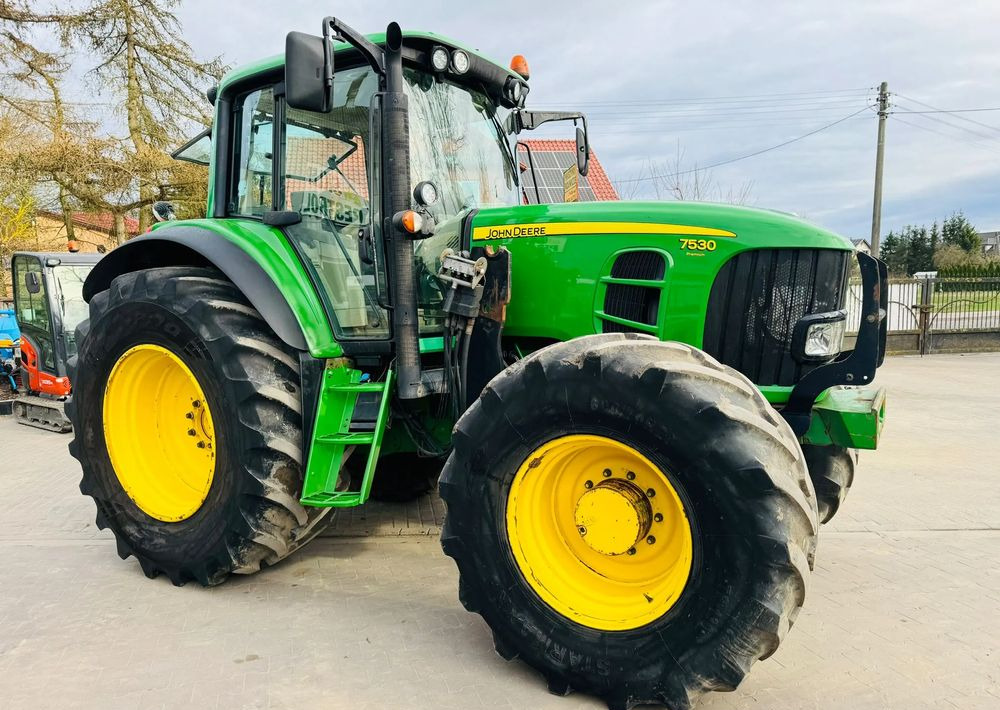 John Deere 7530 - Τρακτέρ: φωτογραφία 1 John Deere 7530 - Τρακτέρ: φωτογραφία 1