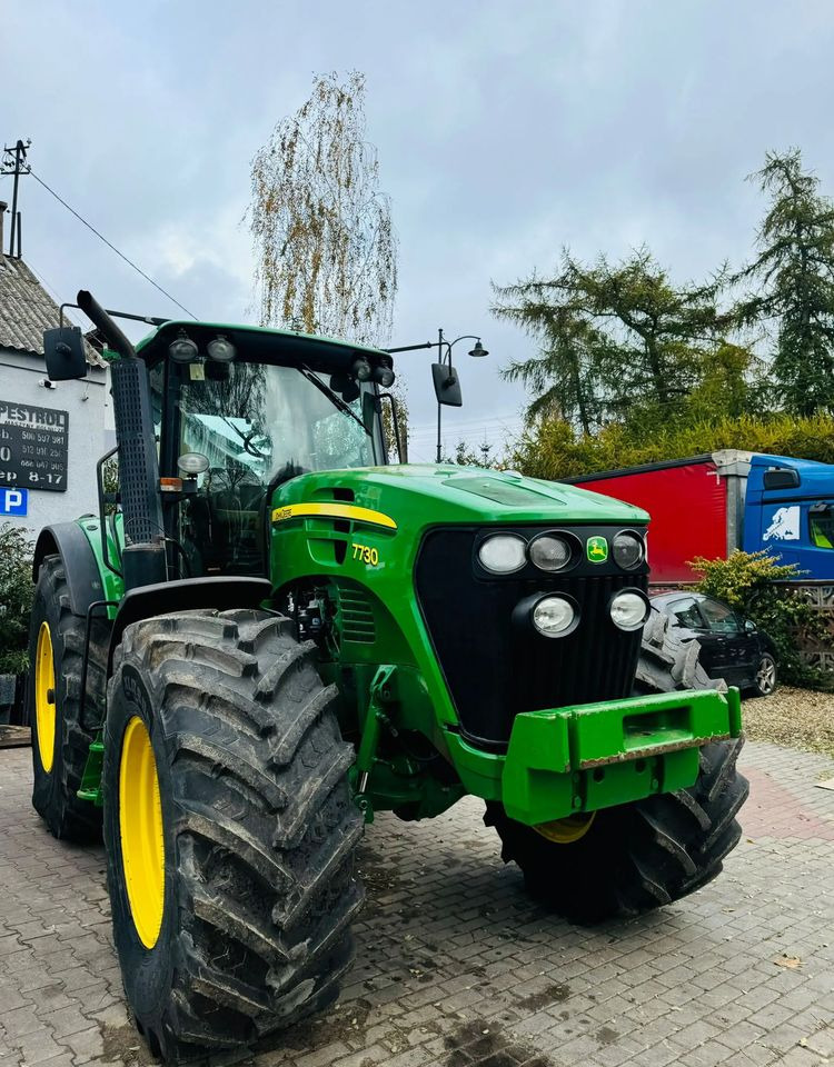 John Deere 7730 - Τρακτέρ: φωτογραφία 3 John Deere 7730 - Τρακτέρ: φωτογραφία 3