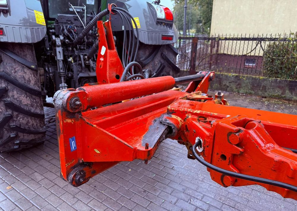 Kuhn VARI Manager - Άροτρο: φωτογραφία 2 Kuhn VARI Manager - Άροτρο: φωτογραφία 2