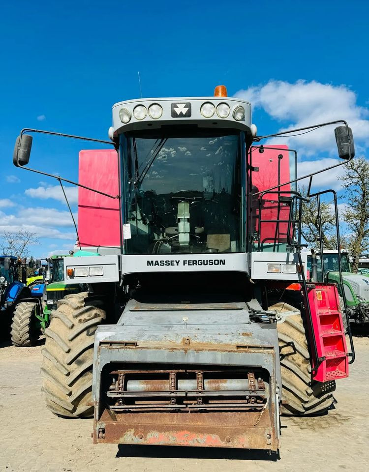 Θεριζοαλωνιστική μηχανή Massey Ferguson 7274: φωτογραφία 6