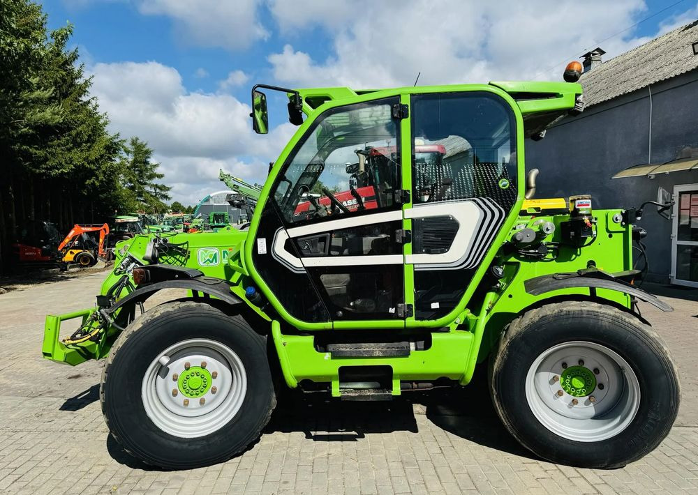Merlo TF42.7 CS - Τηλεσκοπικός φορτωτής: φωτογραφία 2 Merlo TF42.7 CS - Τηλεσκοπικός φορτωτής: φωτογραφία 2