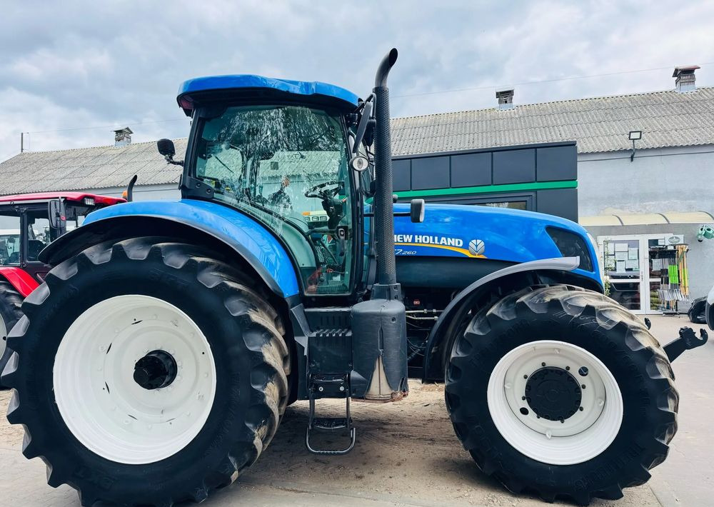 New Holland T7.260 Powercommand - Τρακτέρ: φωτογραφία 3 New Holland T7.260 Powercommand - Τρακτέρ: φωτογραφία 3