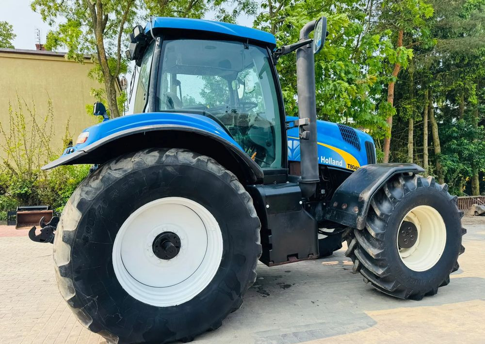 New Holland T8040 - Τρακτέρ: φωτογραφία 2 New Holland T8040 - Τρακτέρ: φωτογραφία 2