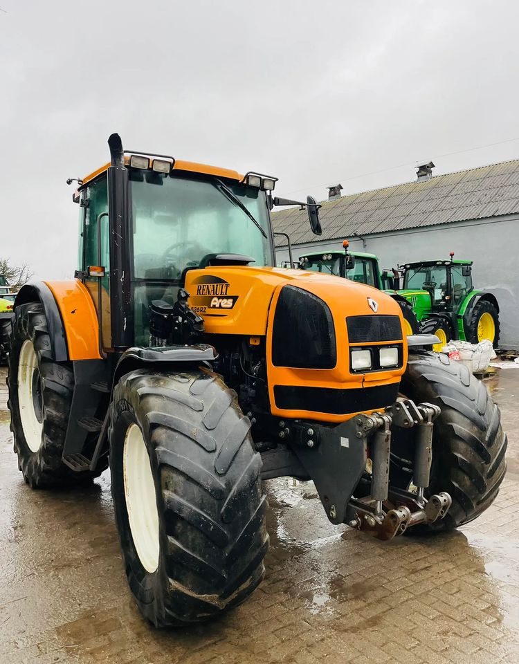 Renault Ares 826 RZ - Τρακτέρ: φωτογραφία 1 Renault Ares 826 RZ - Τρακτέρ: φωτογραφία 1