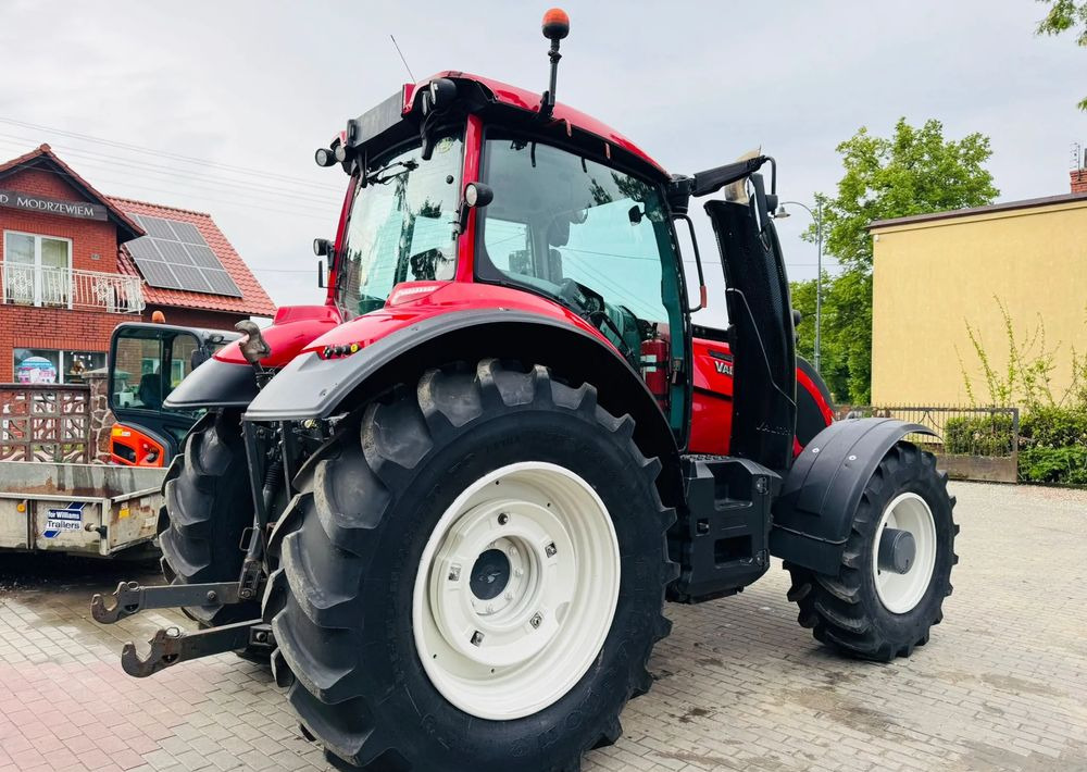 Valtra T154 - Τρακτέρ: φωτογραφία 4 Valtra T154 - Τρακτέρ: φωτογραφία 4