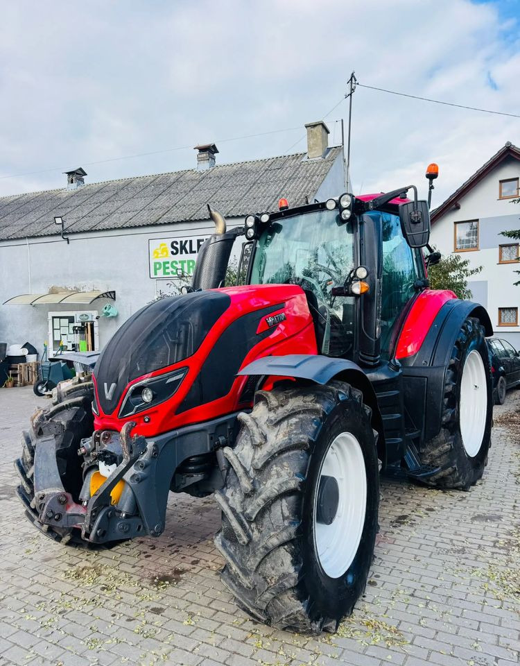 Valtra T194 Versu Twin Trac - Τρακτέρ: φωτογραφία 1 Valtra T194 Versu Twin Trac - Τρακτέρ: φωτογραφία 1