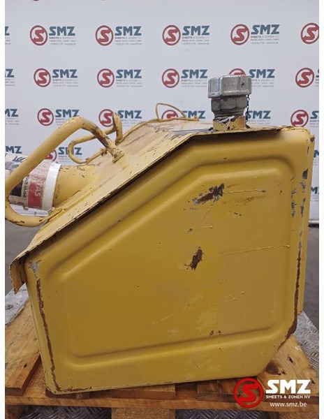 Caterpillar Occ brandstoftank D6M Caterpillar - Ρεζερβουάρ καυσίμου: φωτογραφία 3 Caterpillar Occ brandstoftank D6M Caterpillar - Ρεζερβουάρ καυσίμου: φωτογραφία 3