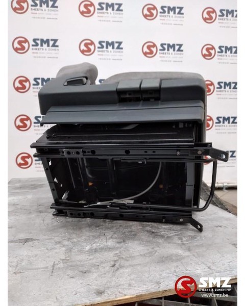 DAF Occ passagierszetel DAF LF45 - Kάθισμα για Φορτηγό: φωτογραφία 3 DAF Occ passagierszetel DAF LF45 - Kάθισμα για Φορτηγό: φωτογραφία 3