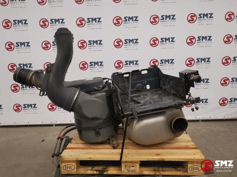 Iveco Occ Uitlaatdemper batterijbak en luchtfilterhuis - Σιγαστήρας για Φορτηγό: φωτογραφία 3 Iveco Occ Uitlaatdemper batterijbak en luchtfilterhuis - Σιγαστήρας για Φορτηγό: φωτογραφία 3