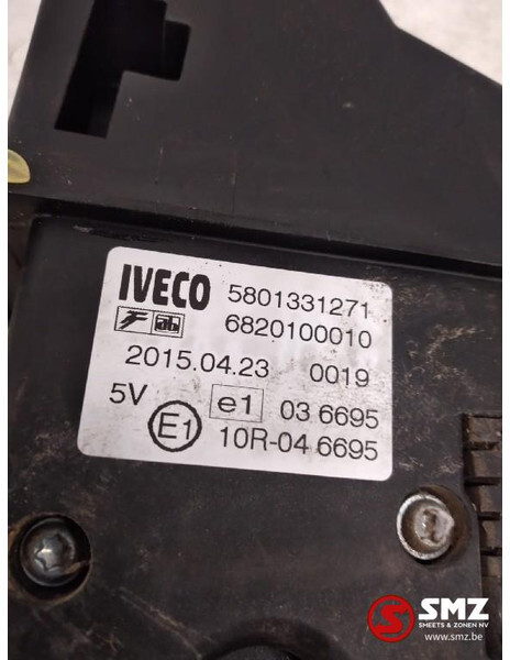 Iveco Occ gaspedaal Iveco - Καμπίνα και εσωτερικό για Φορτηγό: φωτογραφία 3 Iveco Occ gaspedaal Iveco - Καμπίνα και εσωτερικό για Φορτηγό: φωτογραφία 3
