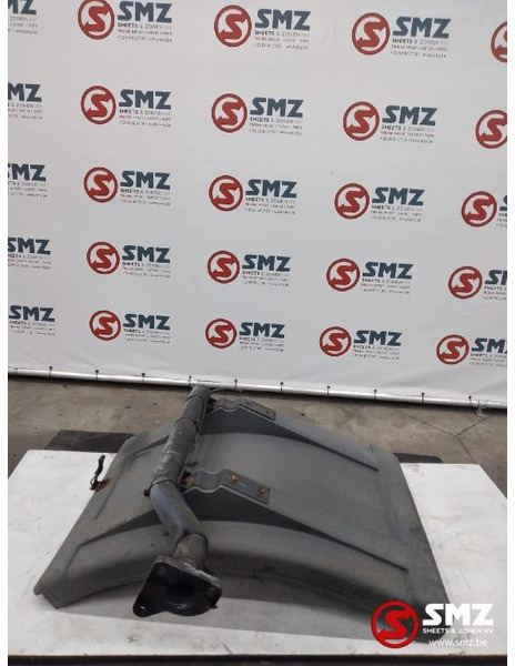 Iveco Occ spatbord links Iveco 41016379 - Αμάξωμα και εξωτερικό για Φορτηγό: φωτογραφία 1 Iveco Occ spatbord links Iveco 41016379 - Αμάξωμα και εξωτερικό για Φορτηγό: φωτογραφία 1