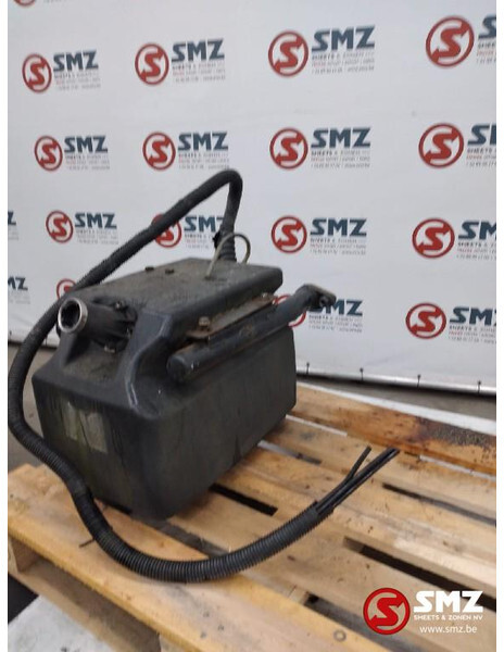 MAN Occ AdBluetank 35L MAN - Σύστημα καυσίμου για Φορτηγό: φωτογραφία 2 MAN Occ AdBluetank 35L MAN - Σύστημα καυσίμου για Φορτηγό: φωτογραφία 2