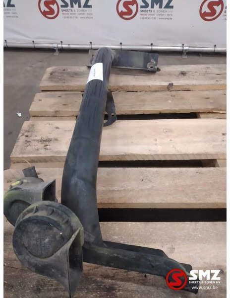 MAN Occ spatbordsteun links MAN - Αμάξωμα και εξωτερικό για Φορτηγό: φωτογραφία 1 MAN Occ spatbordsteun links MAN - Αμάξωμα και εξωτερικό για Φορτηγό: φωτογραφία 1