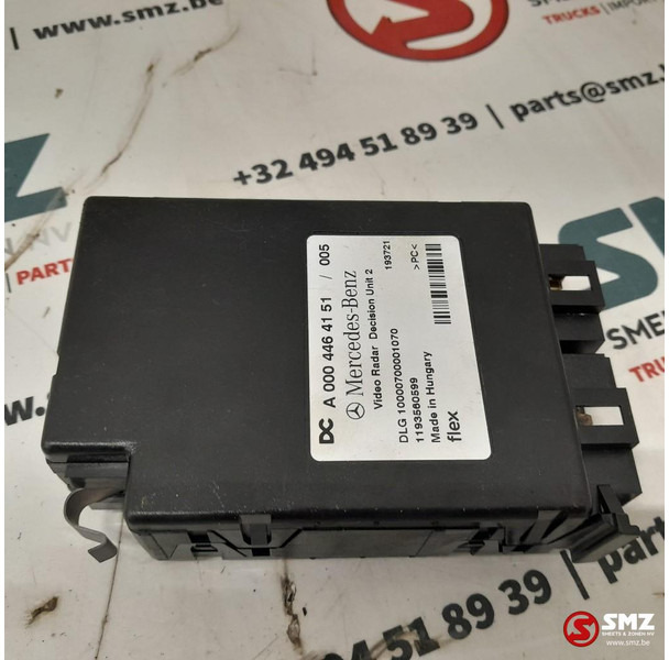 Mercedes-Benz Occ ECU Video Radar Desicion Unit regeleenheid Mer - Ηλεκτρονική μονάδα ελέγχου για Φορτηγό: φωτογραφία 2 Mercedes-Benz Occ ECU Video Radar Desicion Unit regeleenheid Mer - Ηλεκτρονική μονάδα ελέγχου για Φορτηγό: φωτογραφία 2