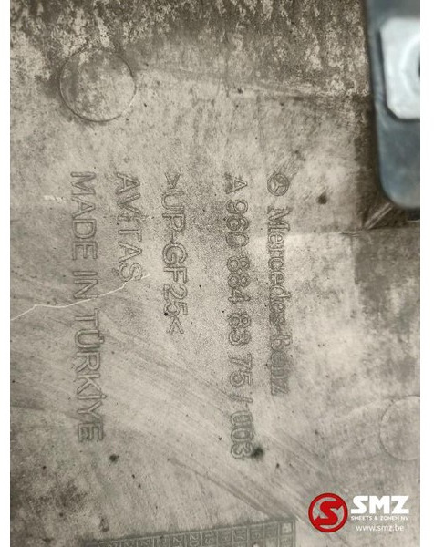 Mercedes-Benz Occ Spatbord links Actros MP4 - Αμάξωμα και εξωτερικό για Φορτηγό: φωτογραφία 2 Mercedes-Benz Occ Spatbord links Actros MP4 - Αμάξωμα και εξωτερικό για Φορτηγό: φωτογραφία 2