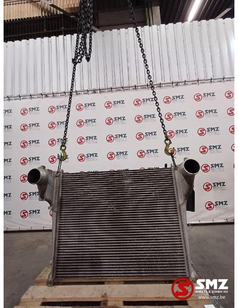 Mercedes-Benz Occ intercooler Mercedes - Ενδιάμεσος ψύκτης για Φορτηγό: φωτογραφία 1 Mercedes-Benz Occ intercooler Mercedes - Ενδιάμεσος ψύκτης για Φορτηγό: φωτογραφία 1