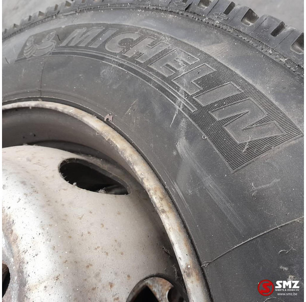 Michelin Occ vrachtwagenband 295/60R22.5 150/147K Michelin - Ελαστικό για Φορτηγό: φωτογραφία 2 Michelin Occ vrachtwagenband 295/60R22.5 150/147K Michelin - Ελαστικό για Φορτηγό: φωτογραφία 2