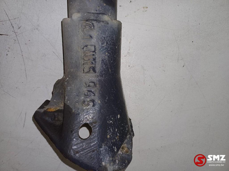 Renault Occ bumperbevestigingssteun links Renault - Προφυλακτήρας για Φορτηγό: φωτογραφία 3 Renault Occ bumperbevestigingssteun links Renault - Προφυλακτήρας για Φορτηγό: φωτογραφία 3