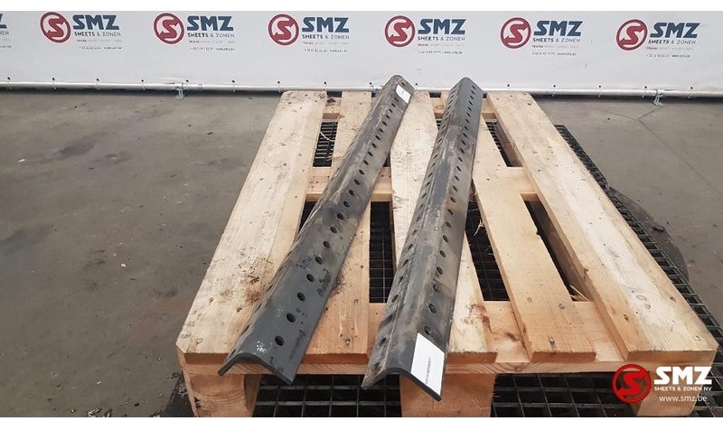 Renault Occ hoekprofielen voor montage koppelschotel - Πέμπτος τροχός για Φορτηγό: φωτογραφία 1 Renault Occ hoekprofielen voor montage koppelschotel - Πέμπτος τροχός για Φορτηγό: φωτογραφία 1