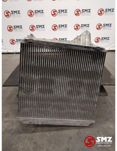 Renault Occ intercooler Renault T 7421162608 - Ενδιάμεσος ψύκτης για Φορτηγό: φωτογραφία 2 Renault Occ intercooler Renault T 7421162608 - Ενδιάμεσος ψύκτης για Φορτηγό: φωτογραφία 2