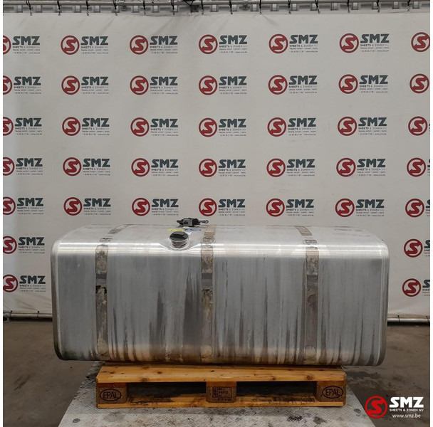 Scania Occ brandstoftank 700L + brandstofniveausensor Sca - Ρεζερβουάρ καυσίμου για Φορτηγό: φωτογραφία 1 Scania Occ brandstoftank 700L + brandstofniveausensor Sca - Ρεζερβουάρ καυσίμου για Φορτηγό: φωτογραφία 1