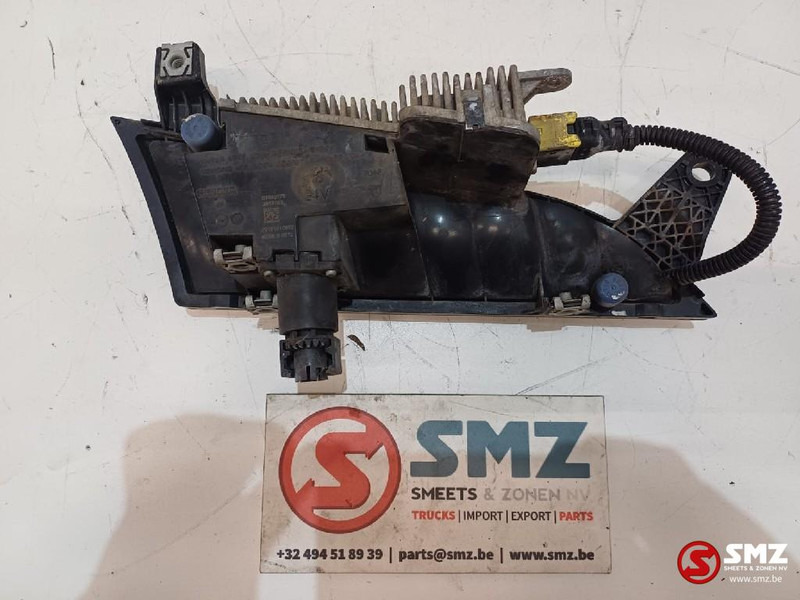 Scania Occ mistlicht links Scania - Προβολέας ομίχλης για Φορτηγό: φωτογραφία 2 Scania Occ mistlicht links Scania - Προβολέας ομίχλης για Φορτηγό: φωτογραφία 2