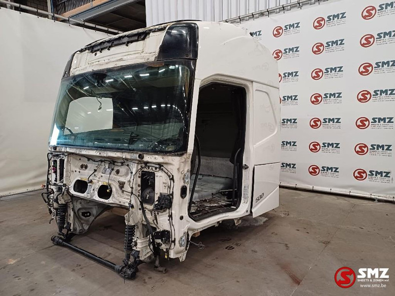 Volvo Occ Cabine Volvo FH4 met schade - Καμπίνα και εσωτερικό για Φορτηγό: φωτογραφία 2 Volvo Occ Cabine Volvo FH4 met schade - Καμπίνα και εσωτερικό για Φορτηγό: φωτογραφία 2