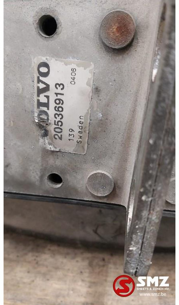 Volvo Occ Radiator met intercooler Volvo FH12 - Ψυγείο αυτοκίνητο για Φορτηγό: φωτογραφία 4 Volvo Occ Radiator met intercooler Volvo FH12 - Ψυγείο αυτοκίνητο για Φορτηγό: φωτογραφία 4