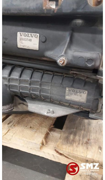 Volvo Occ Radiator met intercooler Volvo FH12 - Ψυγείο αυτοκίνητο για Φορτηγό: φωτογραφία 3 Volvo Occ Radiator met intercooler Volvo FH12 - Ψυγείο αυτοκίνητο για Φορτηγό: φωτογραφία 3