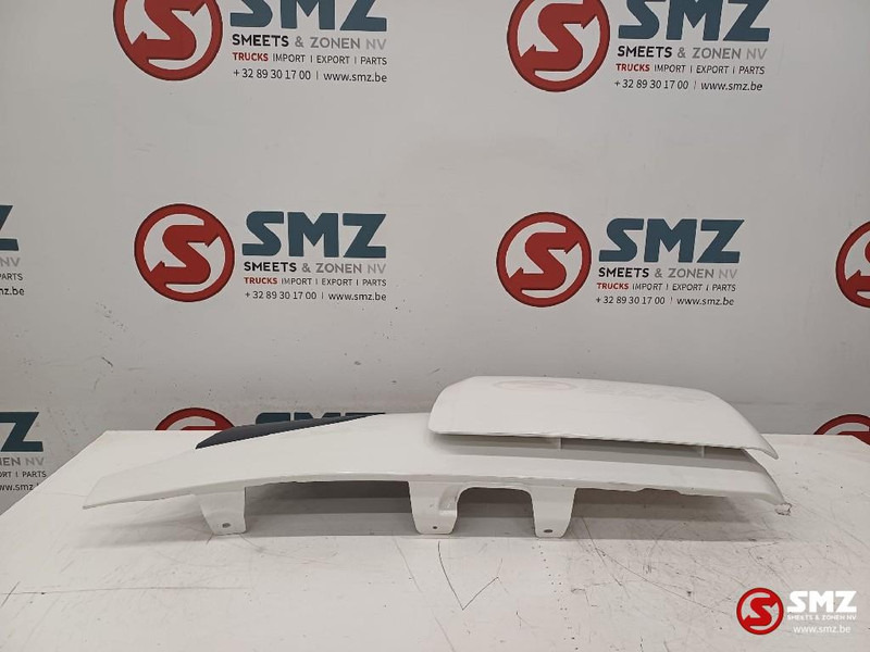 Volvo Occ windgeleider rechts Volvo - Καμπίνα και εσωτερικό για Φορτηγό: φωτογραφία 2 Volvo Occ windgeleider rechts Volvo - Καμπίνα και εσωτερικό για Φορτηγό: φωτογραφία 2