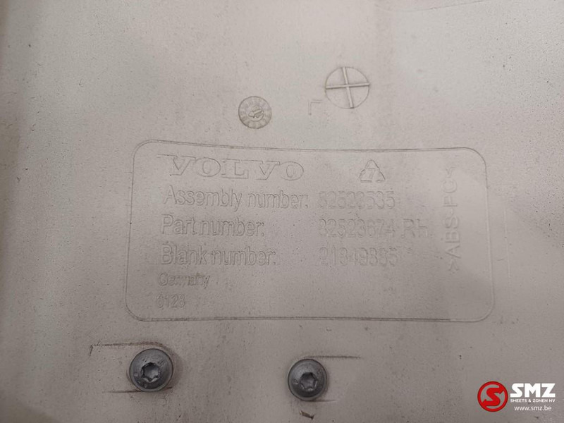 Volvo Occ windgeleider rechts Volvo - Καμπίνα και εσωτερικό για Φορτηγό: φωτογραφία 5 Volvo Occ windgeleider rechts Volvo - Καμπίνα και εσωτερικό για Φορτηγό: φωτογραφία 5