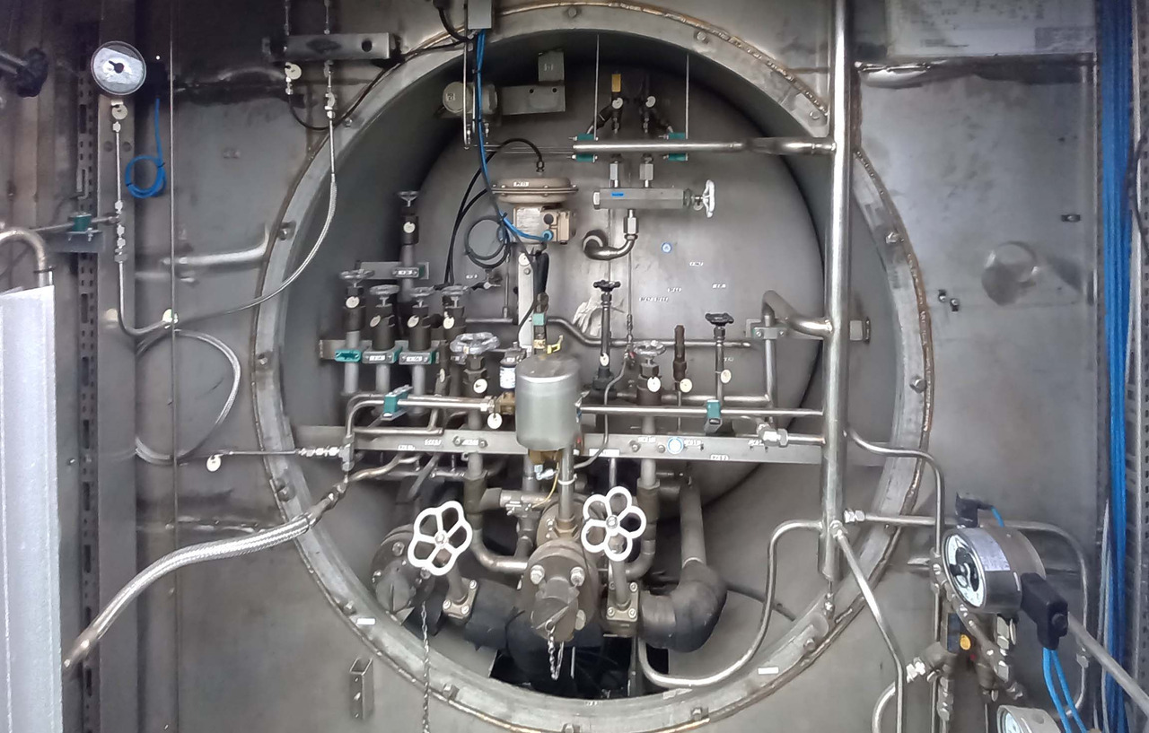 Επικαθήμενο βυτίο Messer Griesheim Gas tank semi-trailer used for LNG/CNG mobile filling station Methan Gas Cryogenic: φωτογραφία 6 Επικαθήμενο βυτίο Messer Griesheim Gas tank semi-trailer used for LNG/CNG mobile filling station Methan Gas Cryogenic: φωτογραφία 6