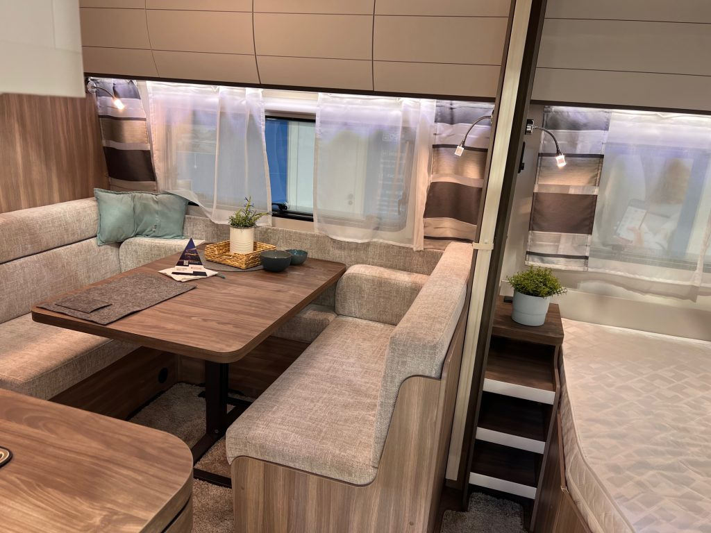 Ρυμουλκούμενο τροχόσπιτο Hobby EXCELLENT EDITION 545 KMF: φωτογραφία 7