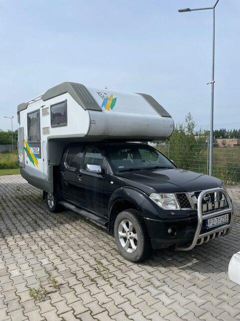 Zabudowa kempingowa do Pick-up’a Knaus Traveller - Τροχόσπιτο: φωτογραφία 1 Zabudowa kempingowa do Pick-up’a Knaus Traveller - Τροχόσπιτο: φωτογραφία 1