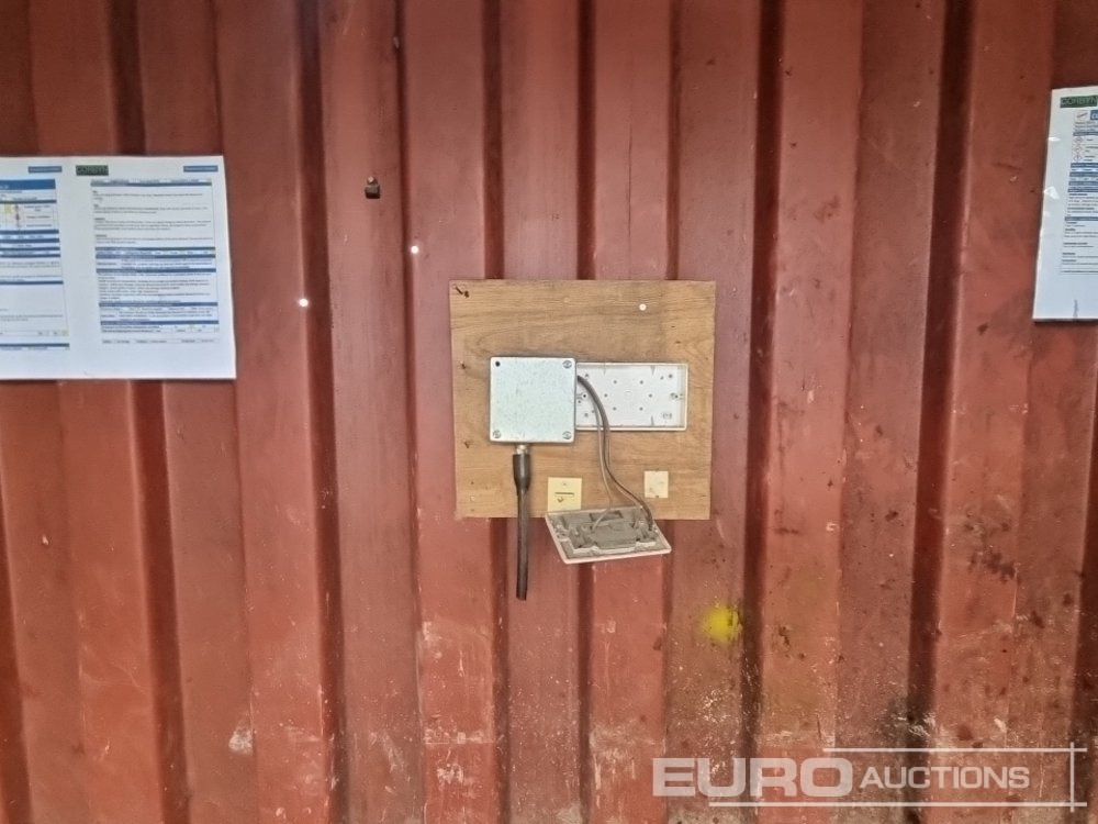 Εμπορευματοκιβώτιο 10' x 8' Container & Contents (Cannot Be Reconsigned): φωτογραφία 17