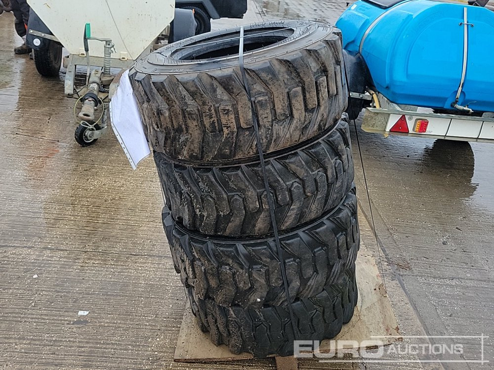 12-16.5 Tyre (4 of) - Ελαστικό: φωτογραφία 2 12-16.5 Tyre (4 of) - Ελαστικό: φωτογραφία 2