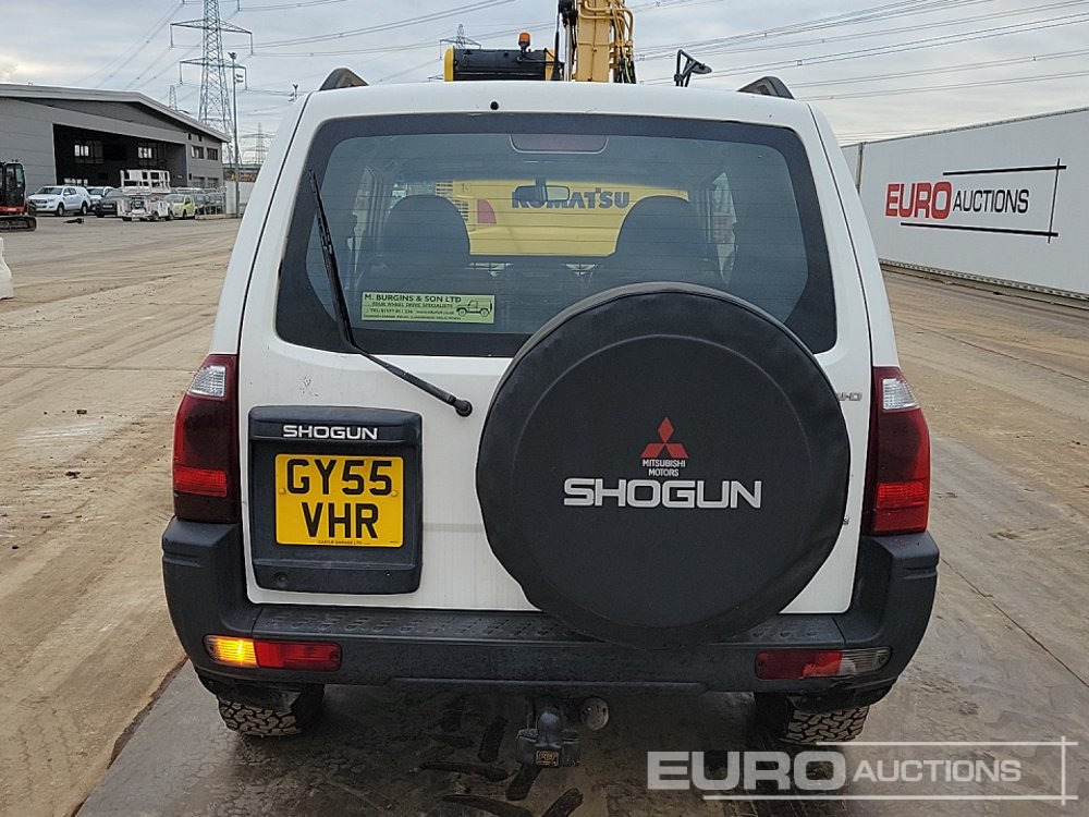 2005 Mitsubishi Shogun - SUV: φωτογραφία 4 2005 Mitsubishi Shogun - SUV: φωτογραφία 4