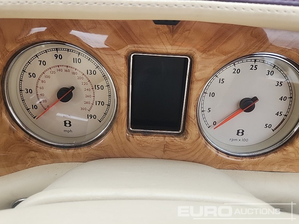 Αυτοκίνητο 2006 Bentley Arnage: φωτογραφία 22