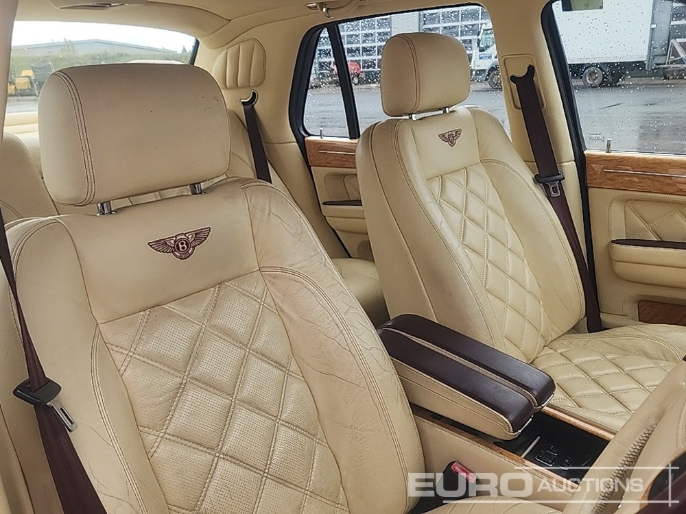 Αυτοκίνητο 2006 Bentley Arnage: φωτογραφία 16