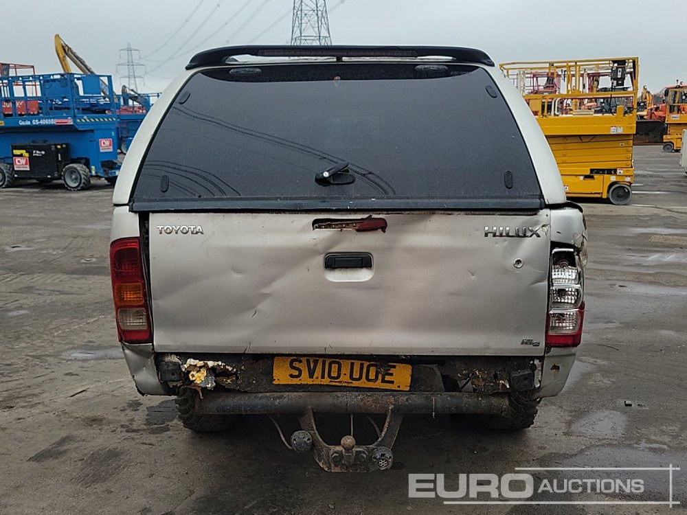 2010 Toyota Hilux - Αυτοκίνητο: φωτογραφία 4 2010 Toyota Hilux - Αυτοκίνητο: φωτογραφία 4